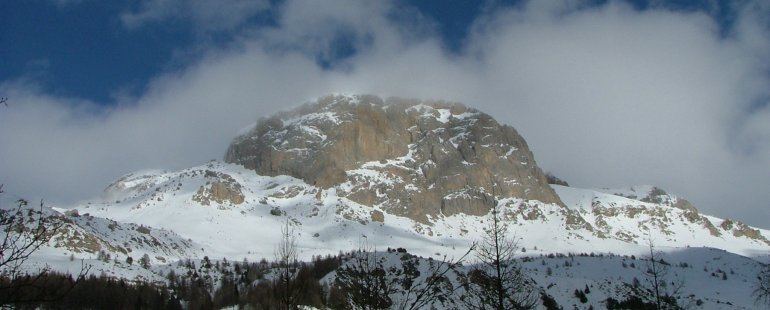 Meolans-Revel montagne enneigée Meolans-Revel montagne enneigée