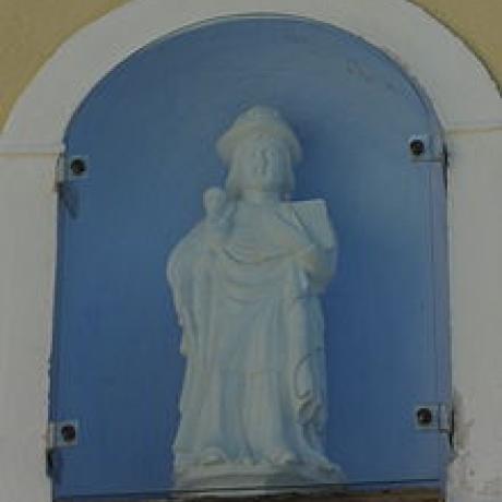 Statuette de l'église Saint-Jacques-le-Majeur.